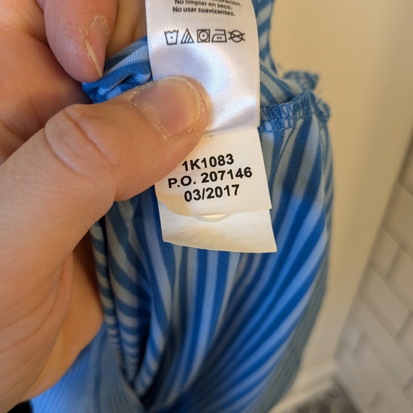 Vineyard Vines Men's Blue Stripe Performance Golf Polo Size XL - Picture 6 of 6